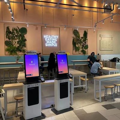 Beveiligde parkeerkiosk met biometrische toegang tot contant geld/krediet/betaling en Wi-Fi/Ethernet-connectiviteit